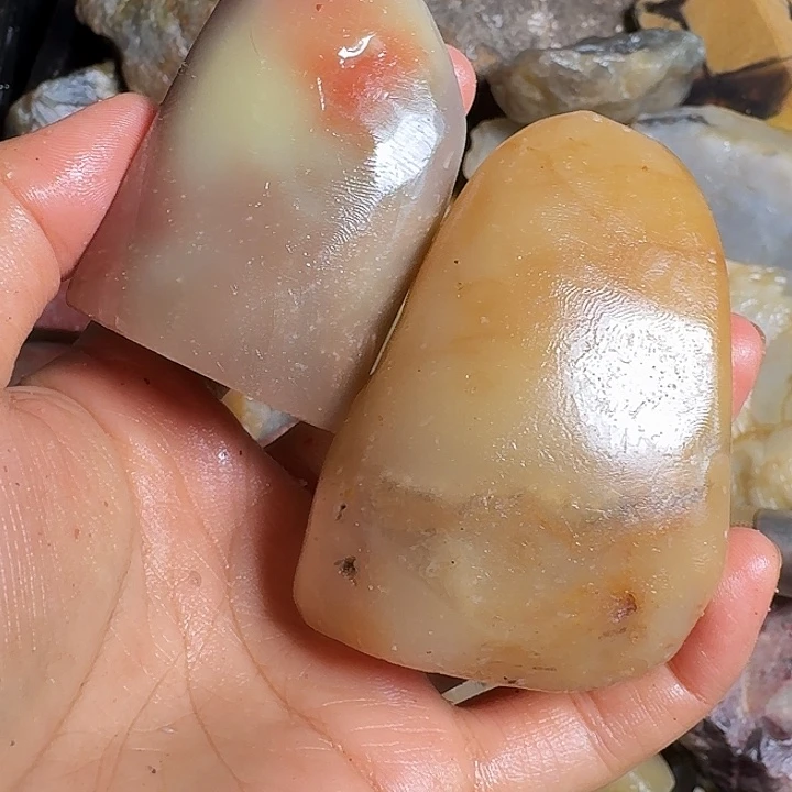 福***）寿山石寿山石的颜色