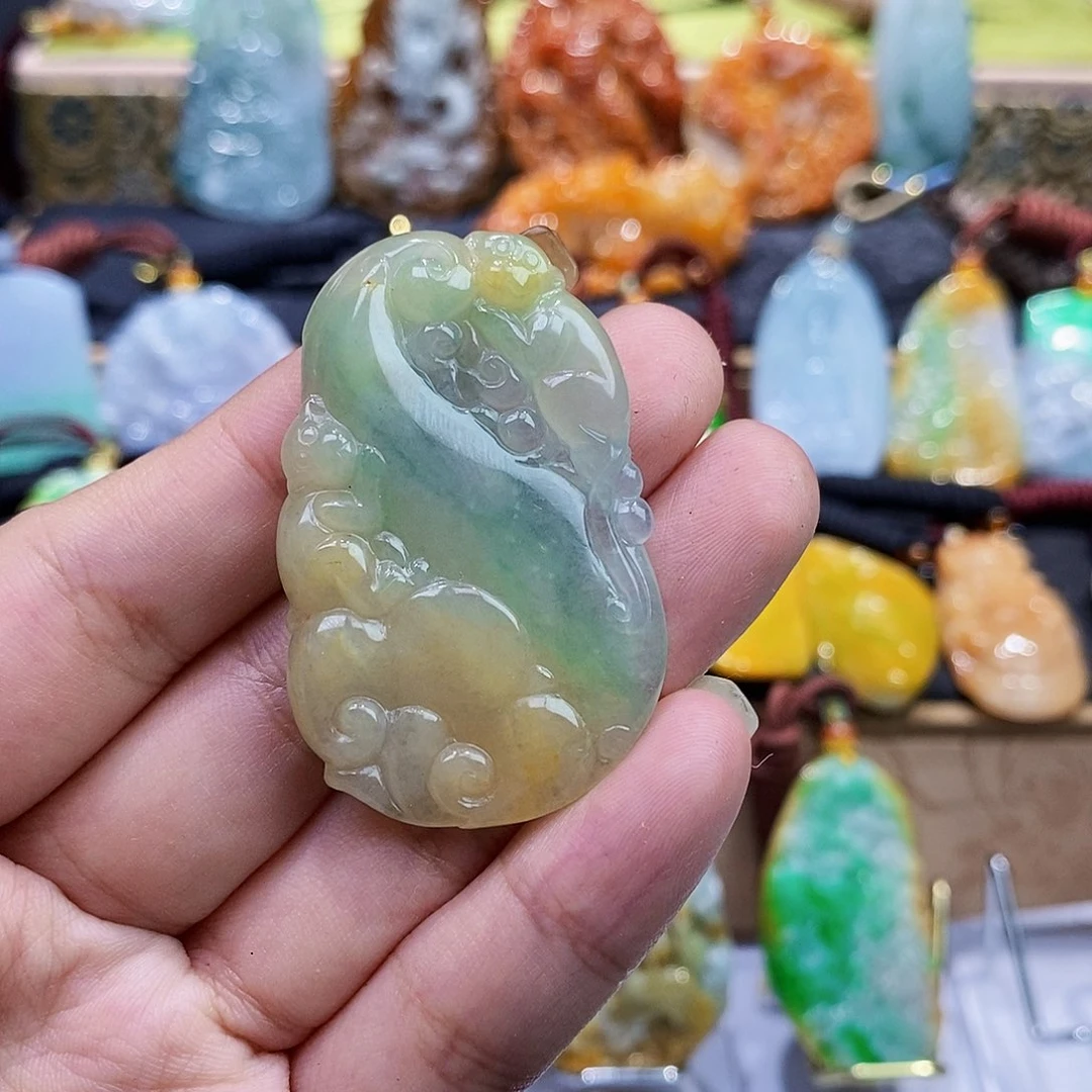 定制翡翠未镶嵌翡翠