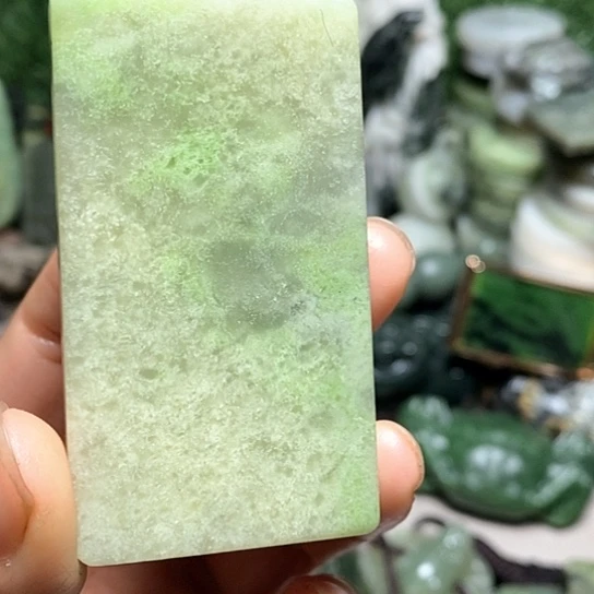 未镶嵌和田玉（糖玉）珠宝半成品