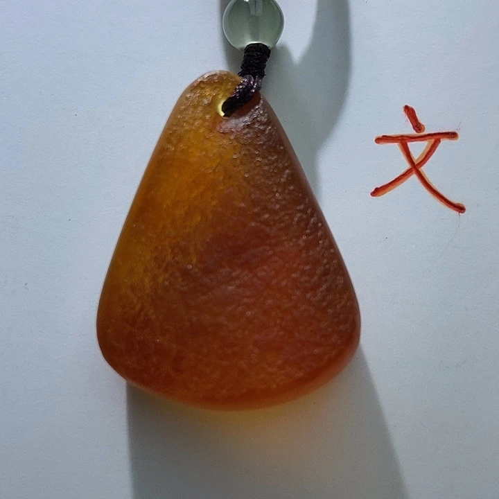 琥珀未镶嵌珠宝奇石38