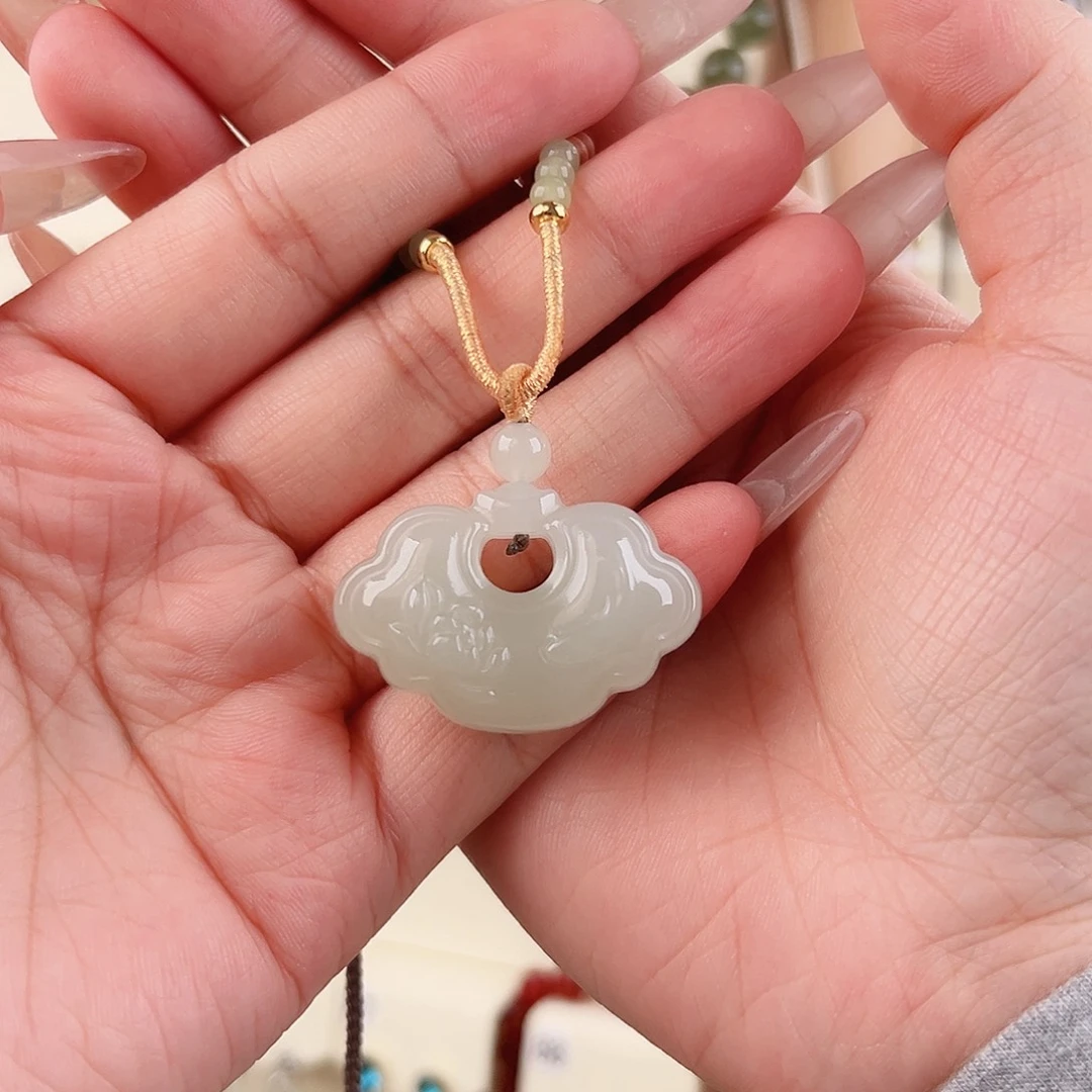 可***爆颈饰未镶嵌和田玉