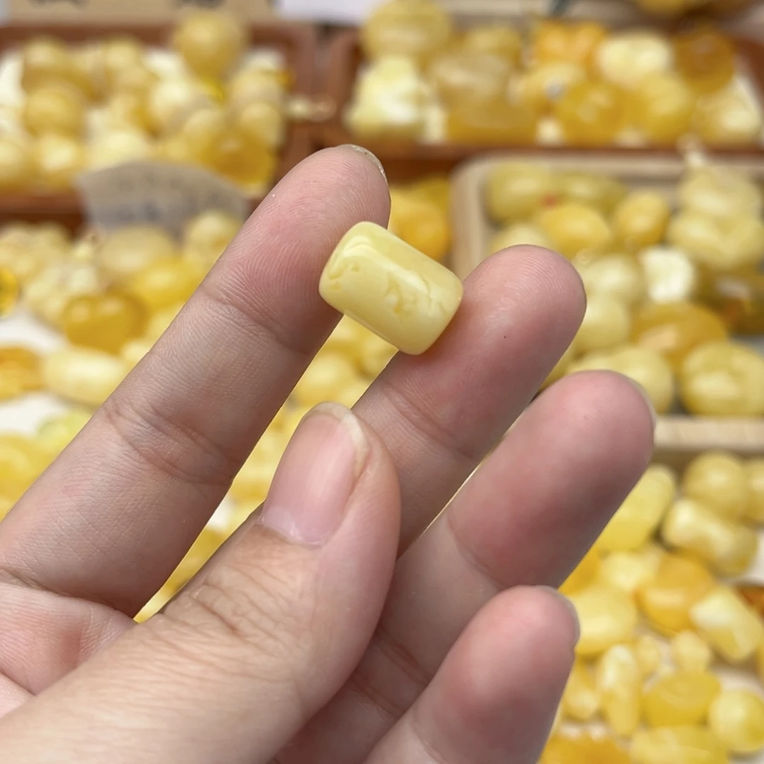 裸石蜜蜡未镶嵌配饰