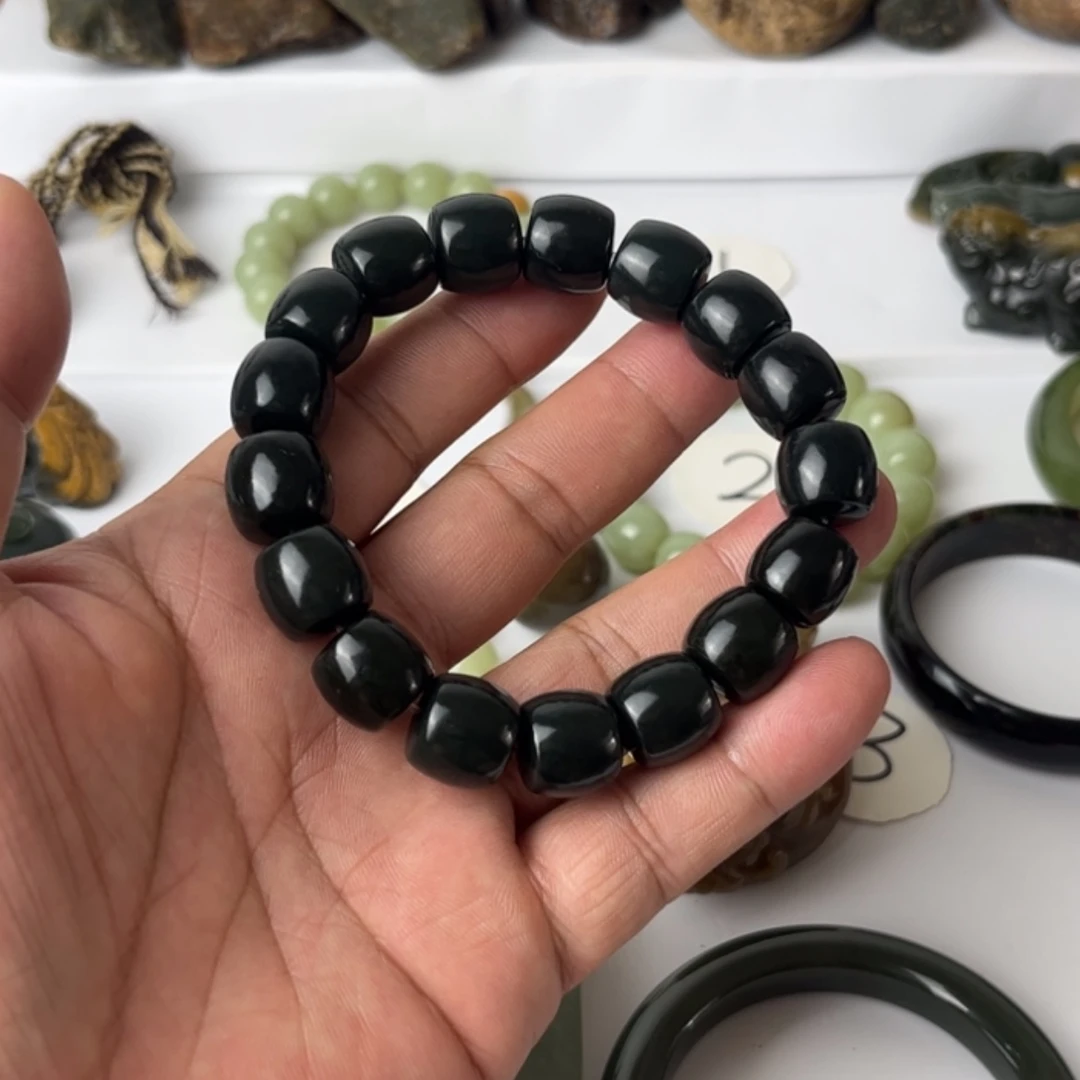 【闪购商品】手链未镶嵌透闪石质玉蓝**洋