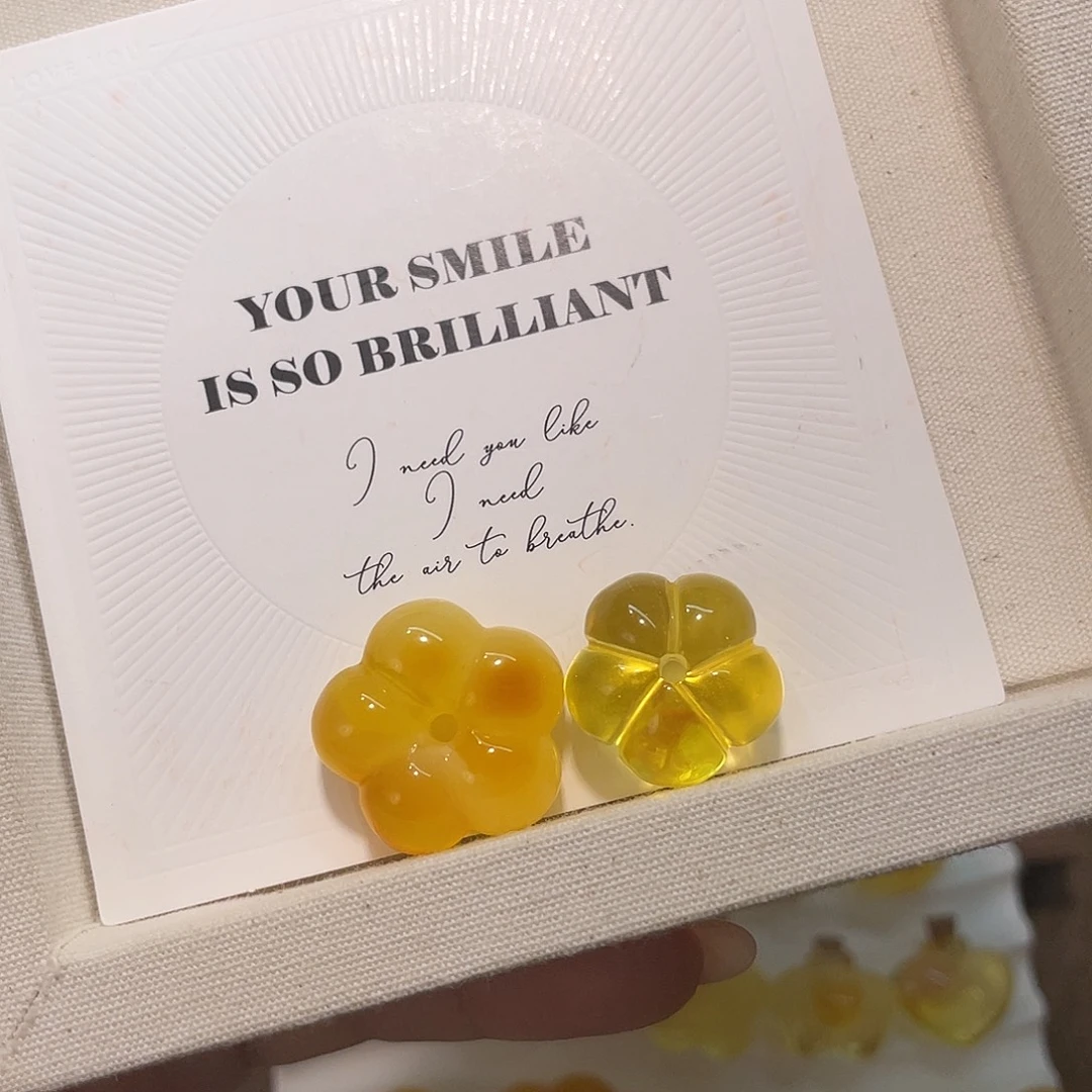 *****琥珀未镶嵌裸石花花