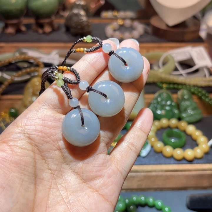 和田玉未镶嵌颈饰多样性随机发1️⃣