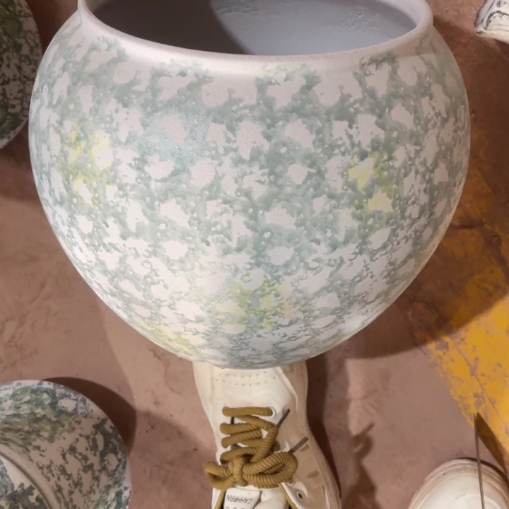 红泥花盆口径24高度27一只正品