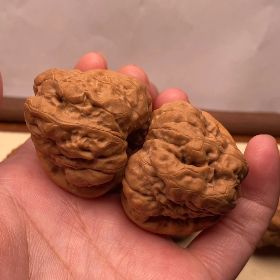 【闪购商品】把件文玩核桃芭****生边40左右