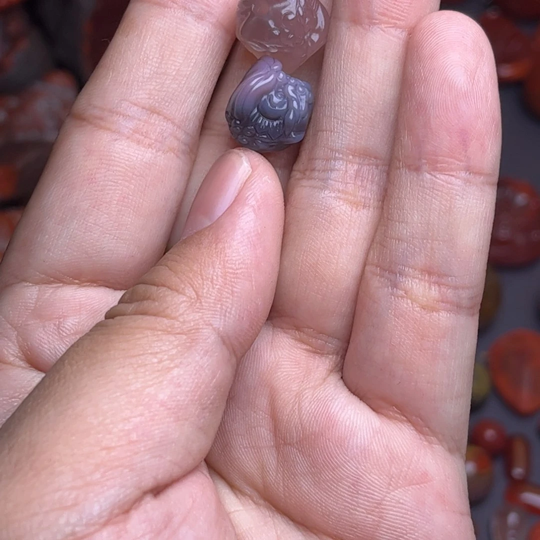 南红玛瑙手链未镶嵌一**河