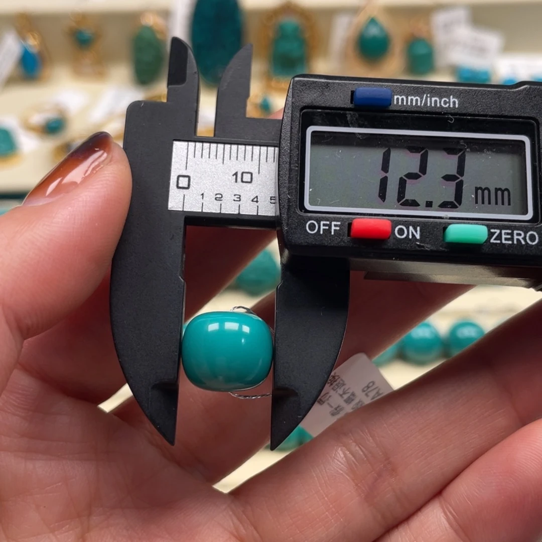 未镶嵌绿松石珠宝奇石老型