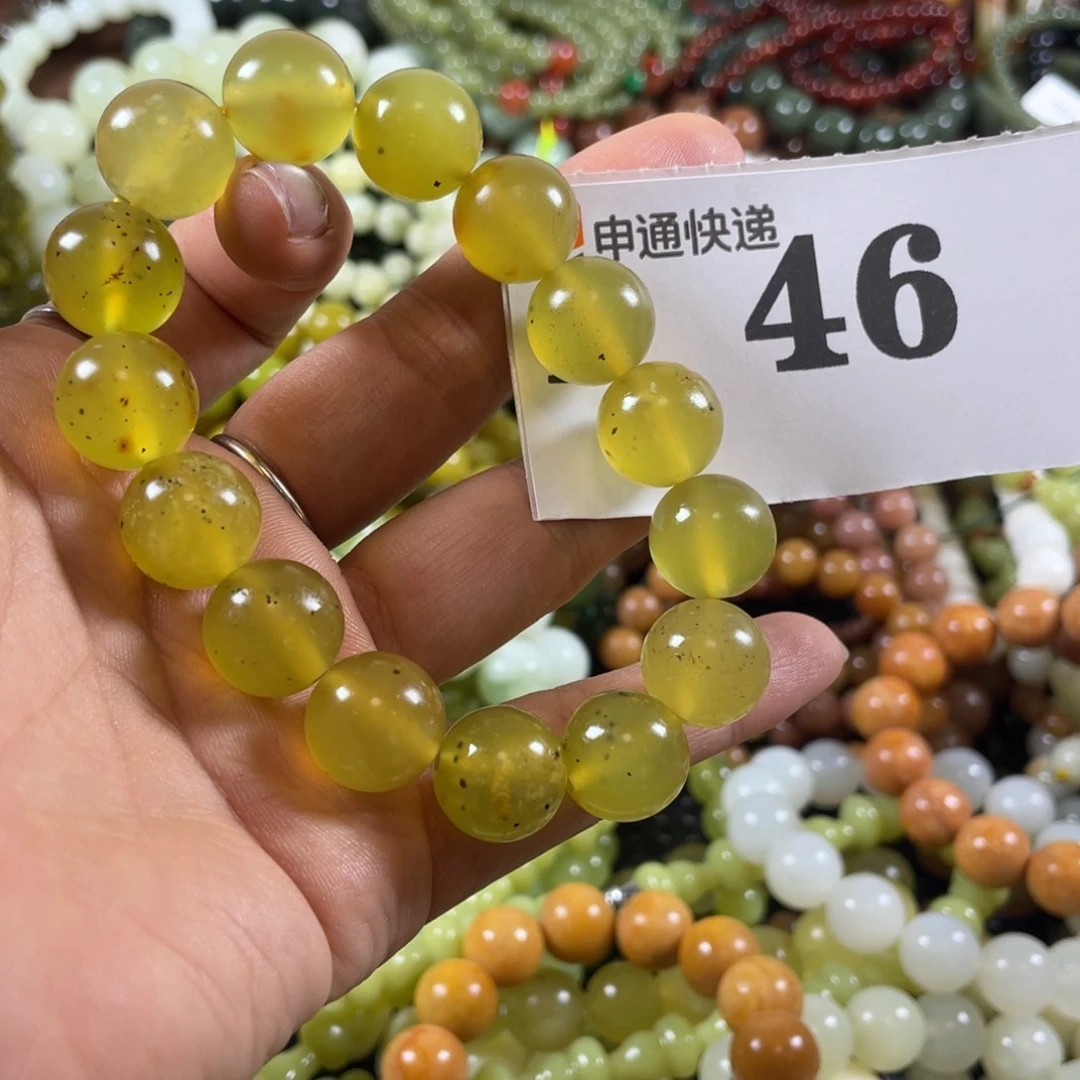 未镶嵌蛇纹石玉手链