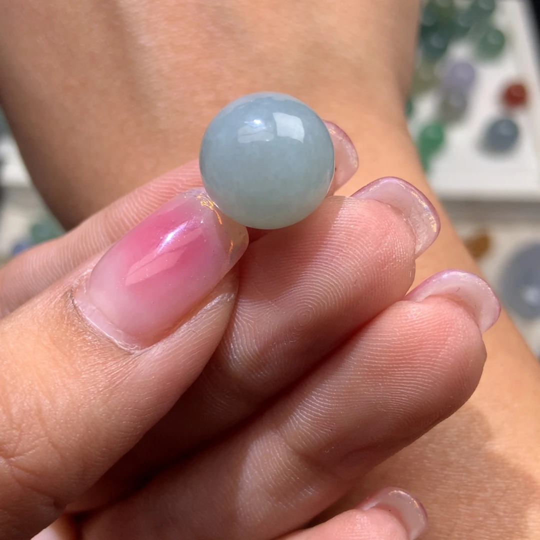 翡翠散珠12.6mm 淡天空蓝圆珠