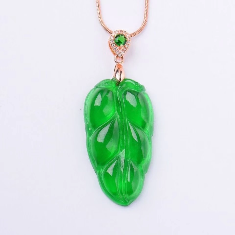 “万玉甄选”九色大业有成吊坠