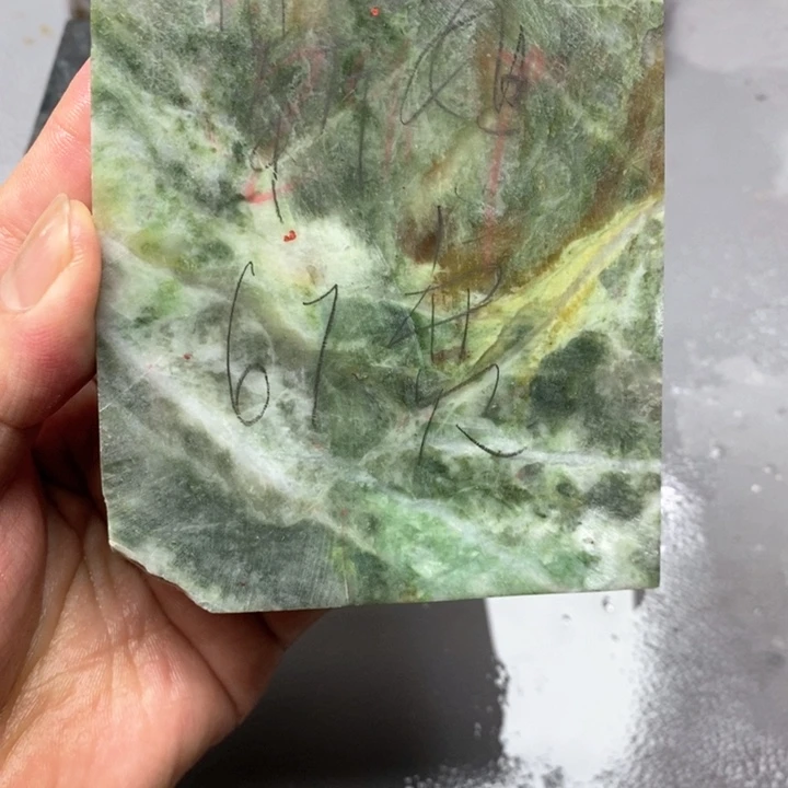 崭***我独山玉未镶嵌手镯手镯定制