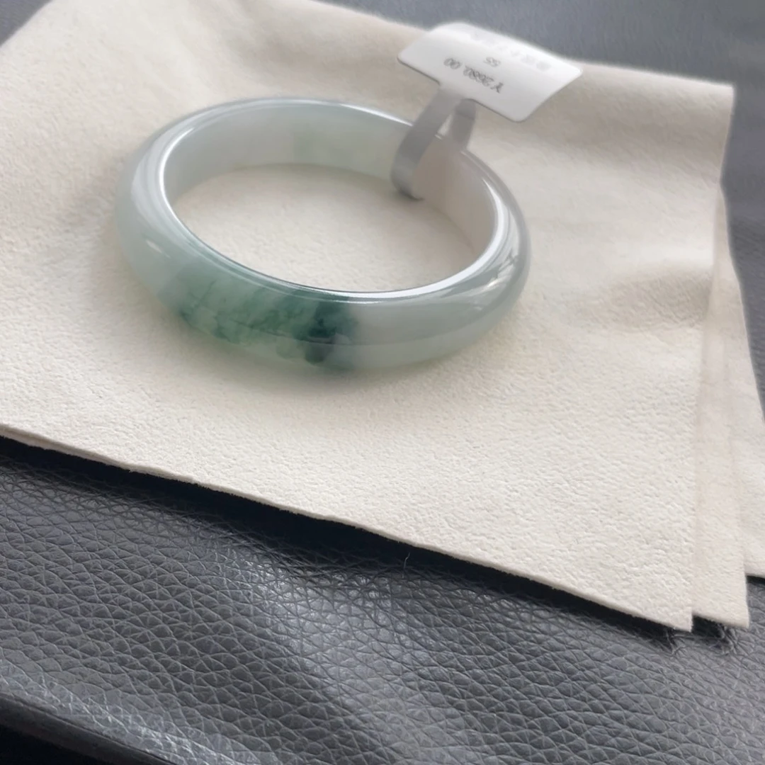 翡翠未镶嵌手镯纹裂55正圈