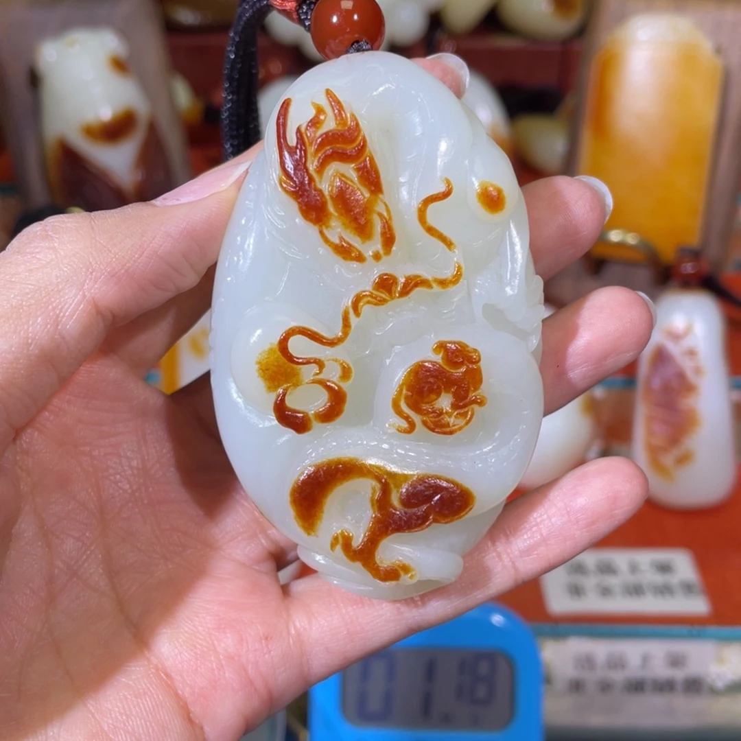 谈***。和田玉未镶嵌挂件