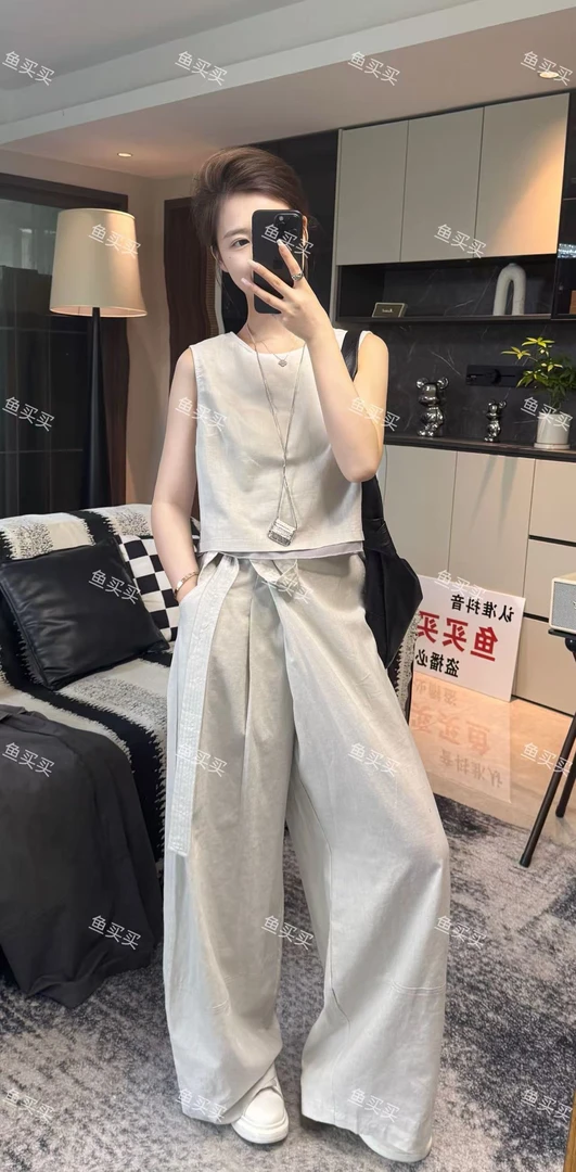 2025夏季新款显瘦韩系休闲吊带背心套装女老钱风斜边弯刀裤两件套