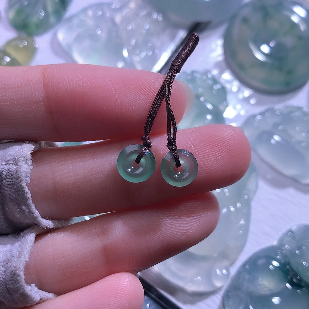 颈饰未镶嵌翡翠一对