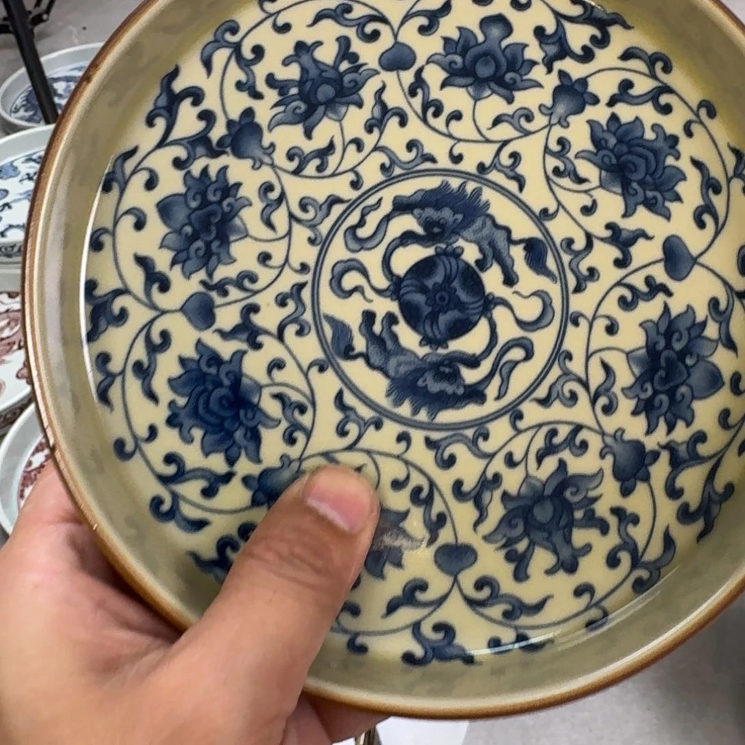 摆件二号釉缠枝莲大壶承微瑕