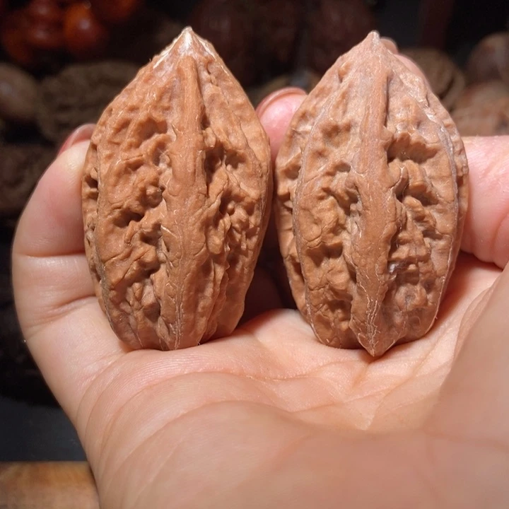 文玩核桃把件东北楸子小雪53