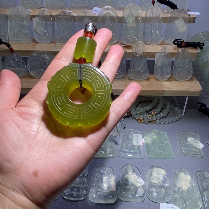 岫玉未镶嵌颈饰玉琮