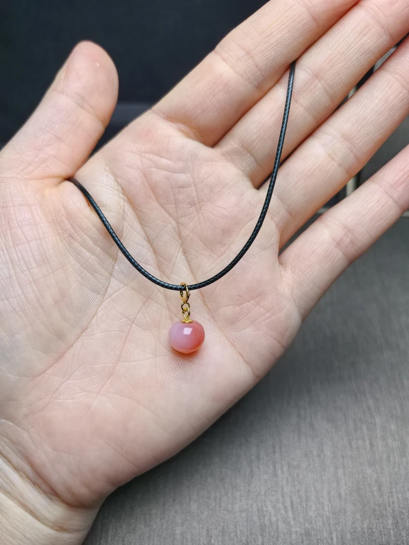 天然南红粉桃桃挂件8*9