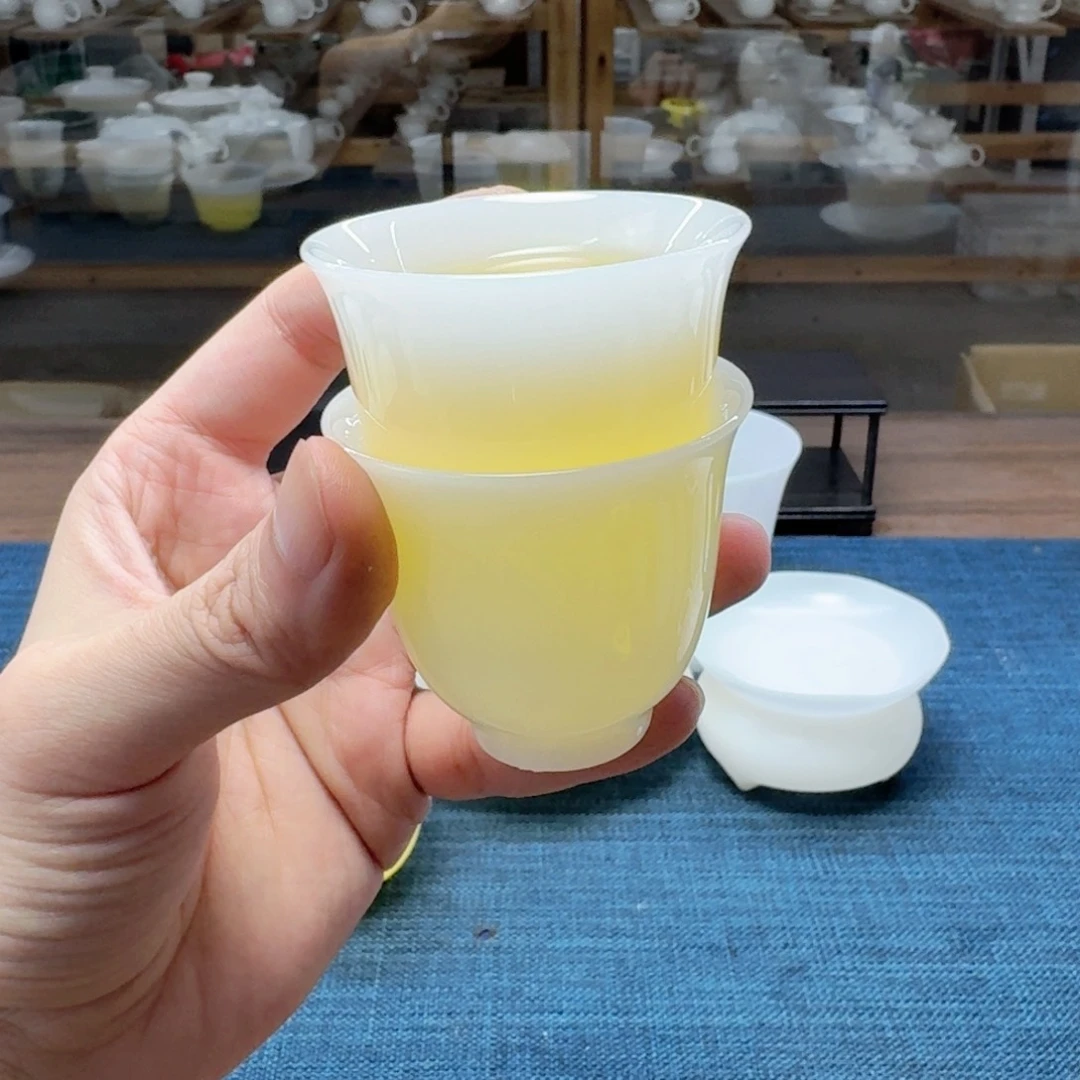 咪***雄素烧薄胎璞玉冰种玉