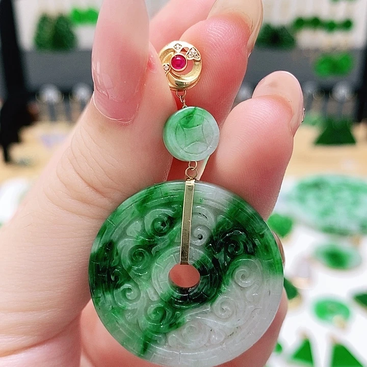 翡翠18K金镶嵌耳饰挂件