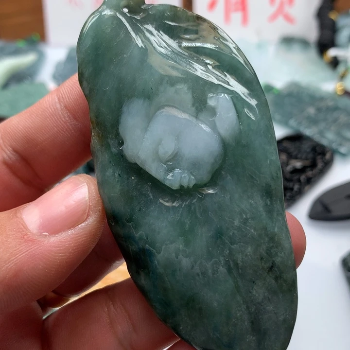 翡翠颈饰未镶嵌保真天然a货翡翠