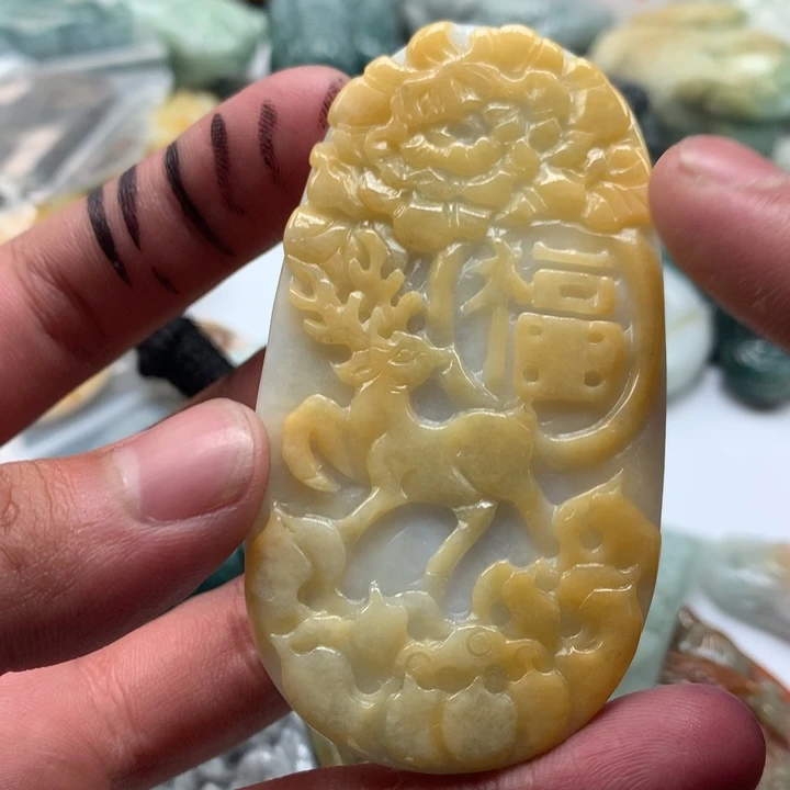 翡翠未镶嵌颈饰保真天然a货翡翠