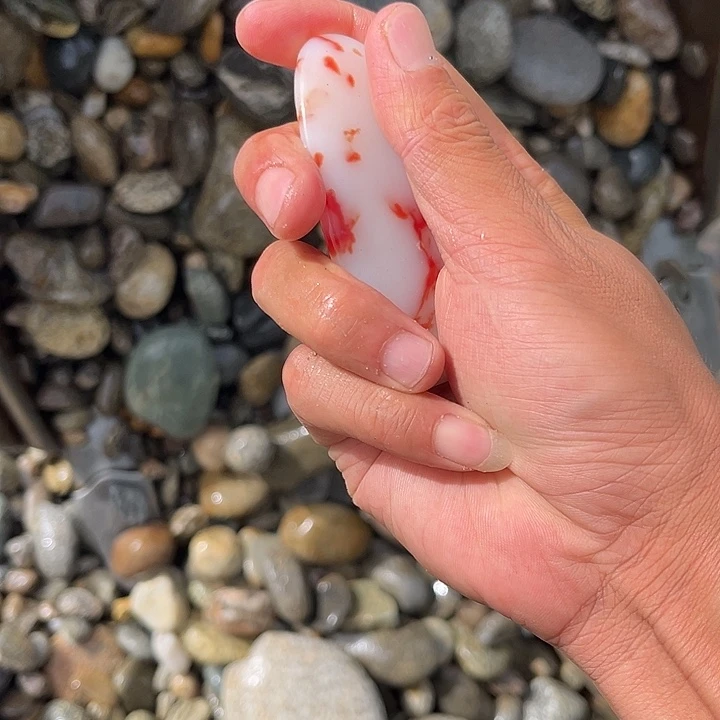 未镶嵌和田玉（糖玉）挂件