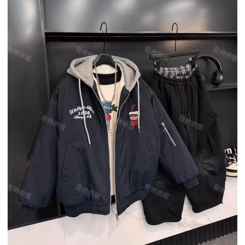 吾2025【Y】10月28日 儿童时尚潮酷藏青色加厚连帽棉服7002-