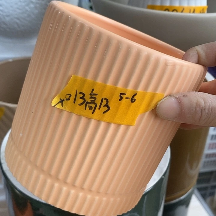 陶盆有孔 瑕疵针孔漏釉介意勿拍口 13高13