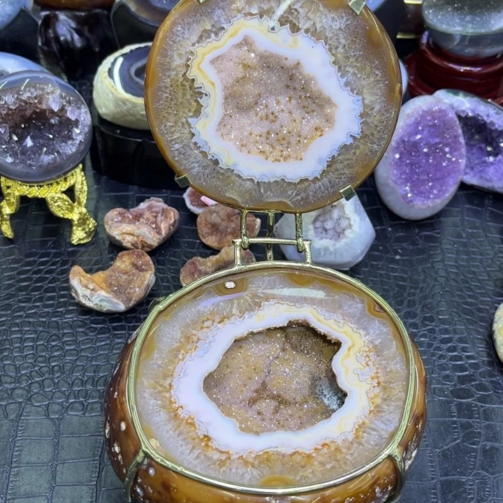 黄粉彩晶盆未镶嵌水晶