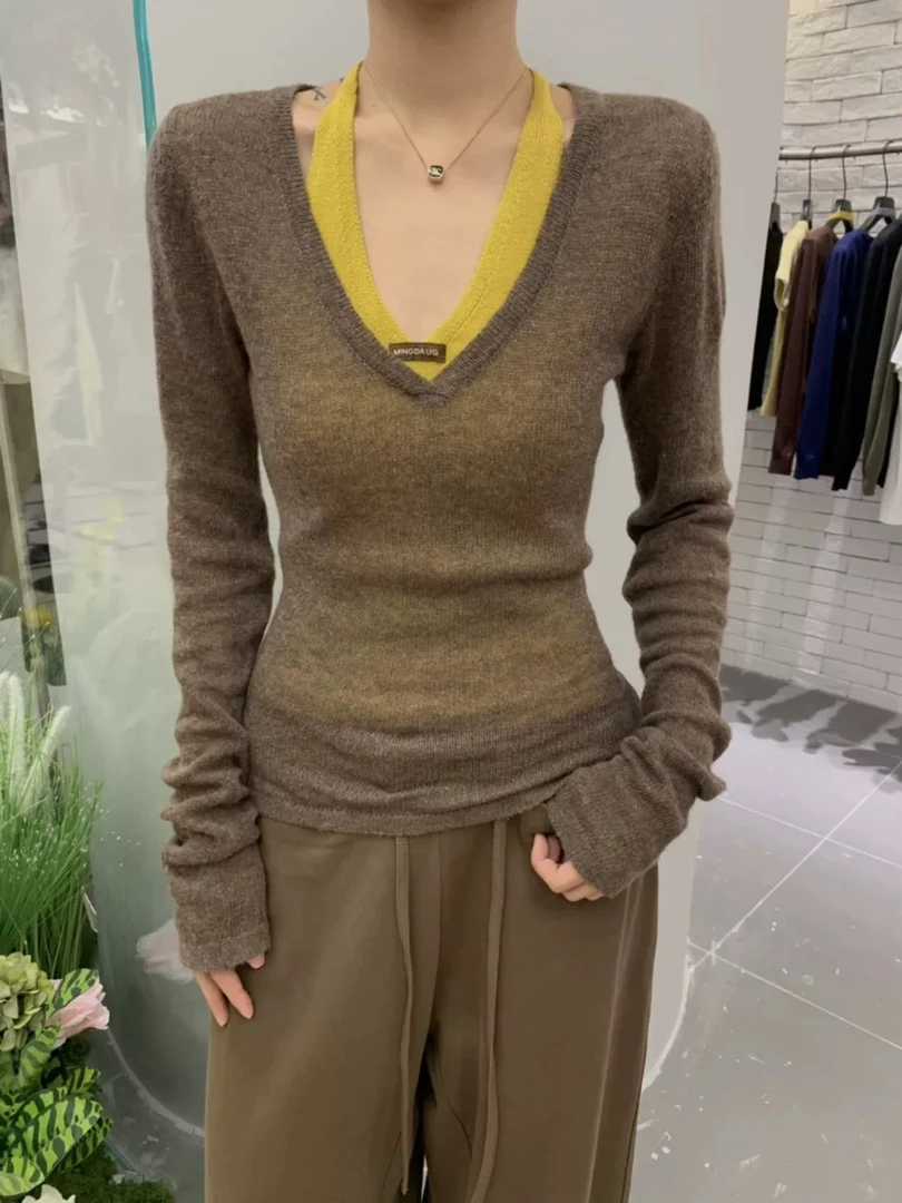 十三行2025早秋新款韩系辣妹V领挂脖显瘦修身长袖针织打底衫上衣