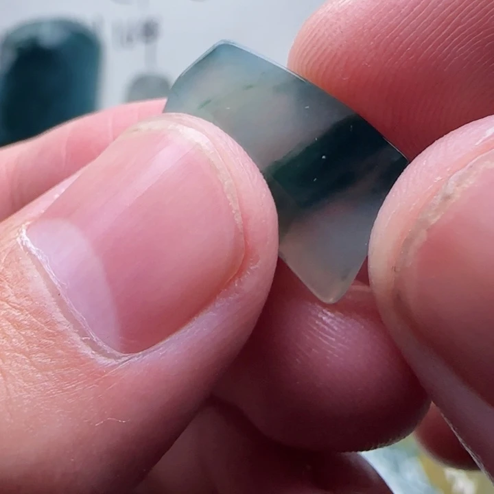 定制翡翠未镶嵌不包工