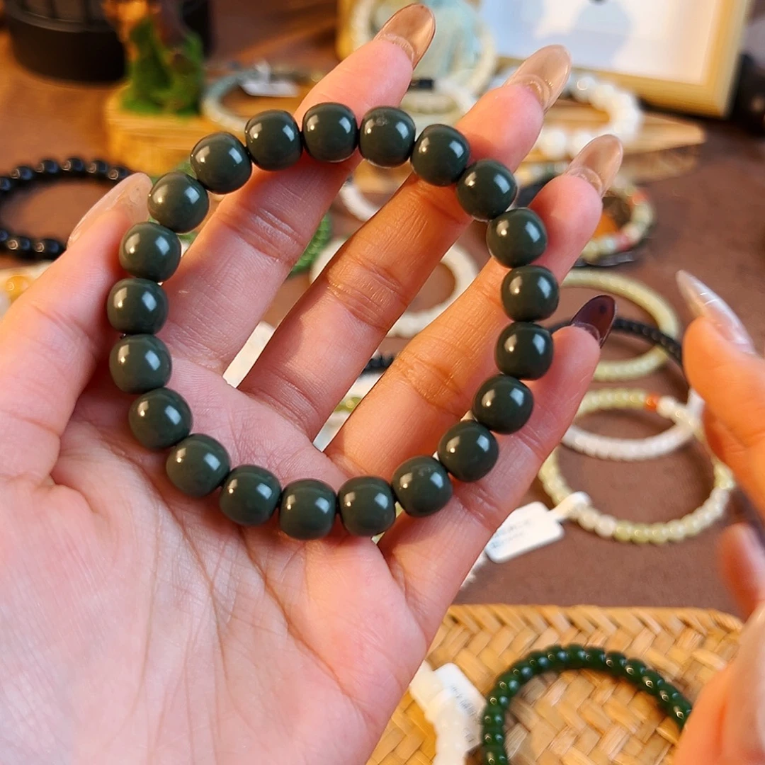 和田玉未镶嵌手串