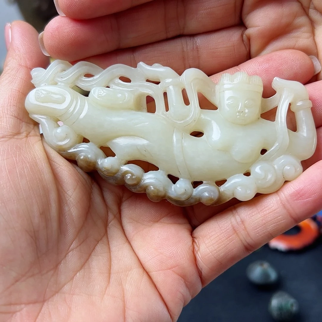 未镶嵌和田玉（糖玉）挂件