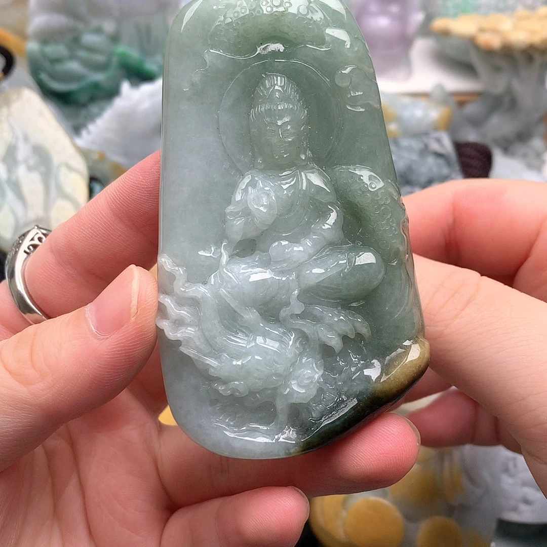 吊坠(不含链)未镶嵌翡翠