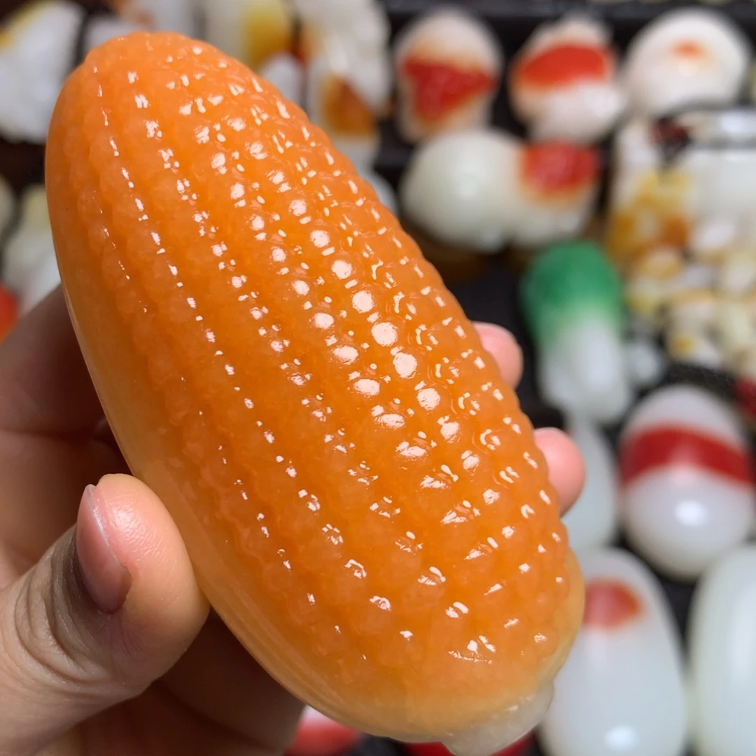 新疆戈壁石五彩石