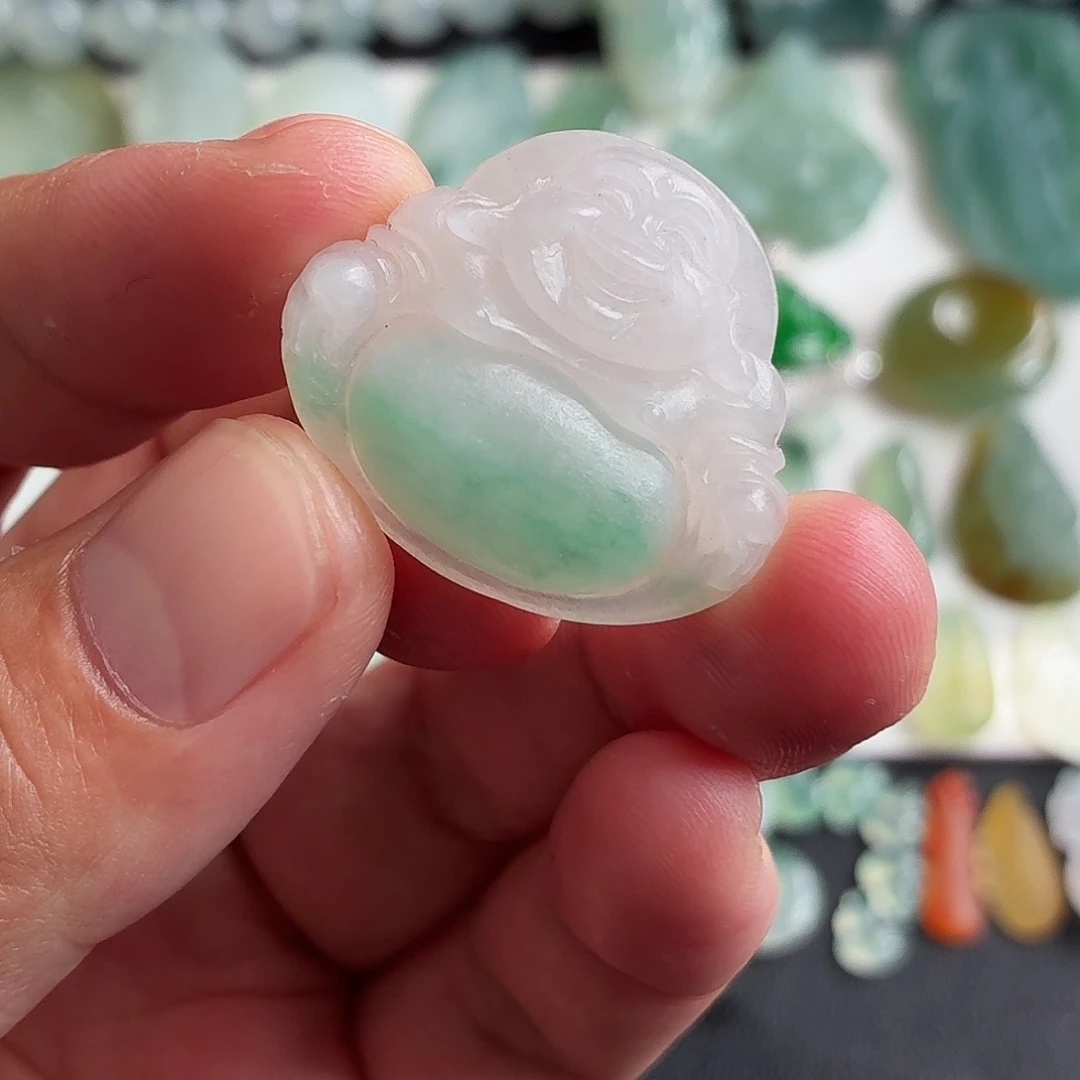 定制翡翠未镶嵌佛