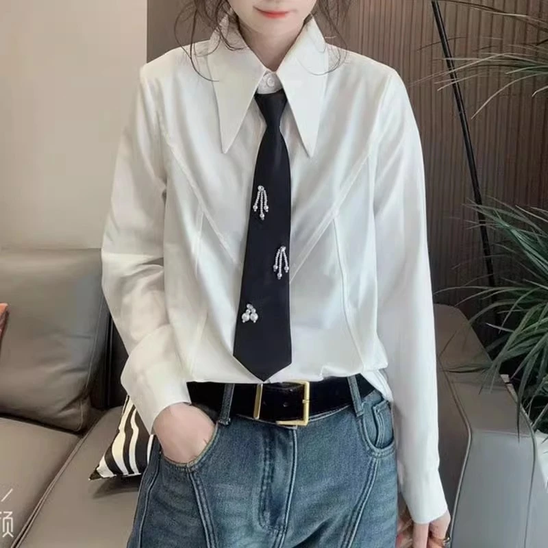 2025早秋新款长袖polo衬衫女韩版时尚领带挂件设计感气质百搭上衣