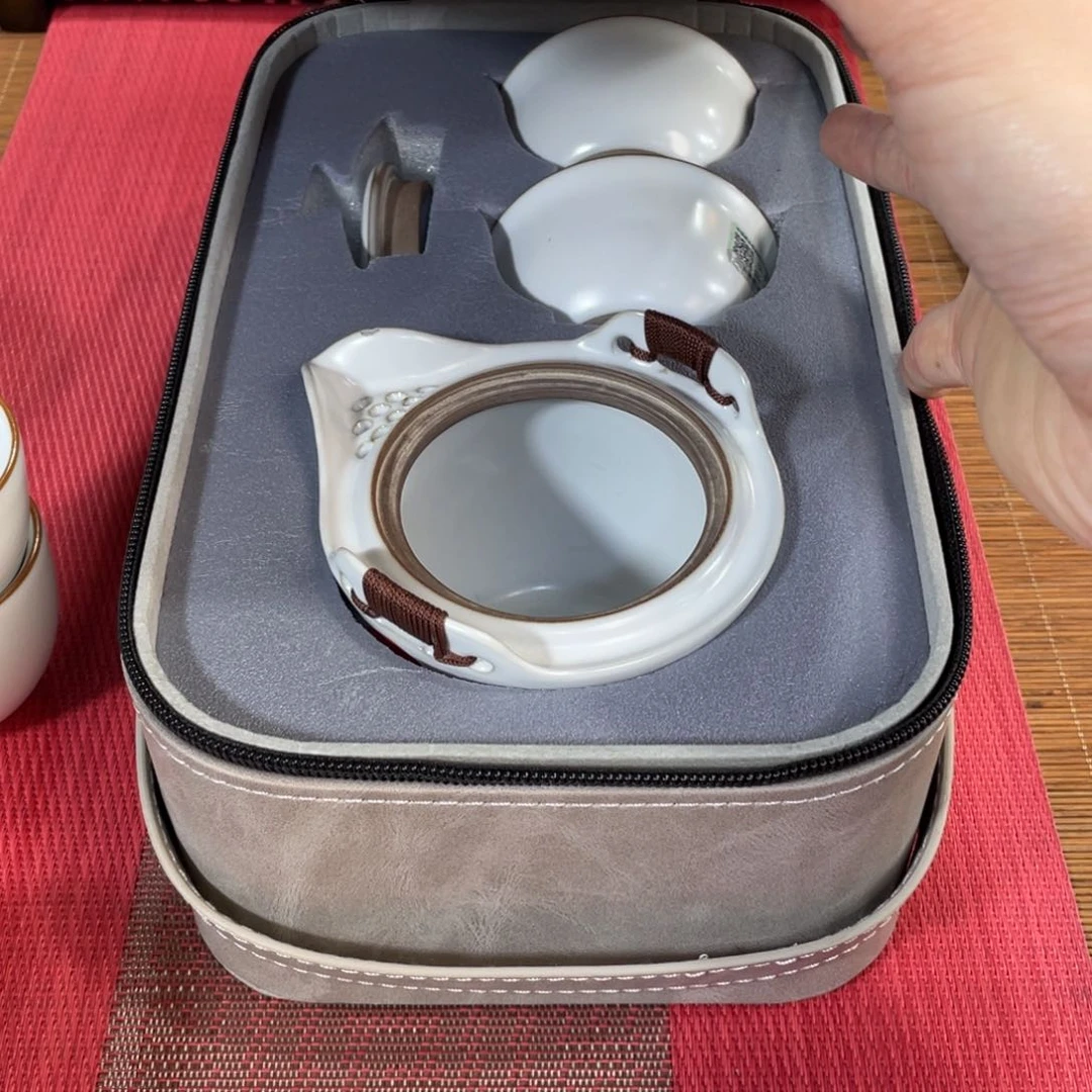 瓷片。。。。。。。。。。。。。。。。