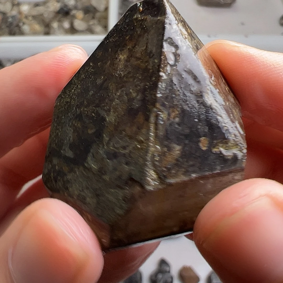 珠宝半成品未镶嵌水晶50