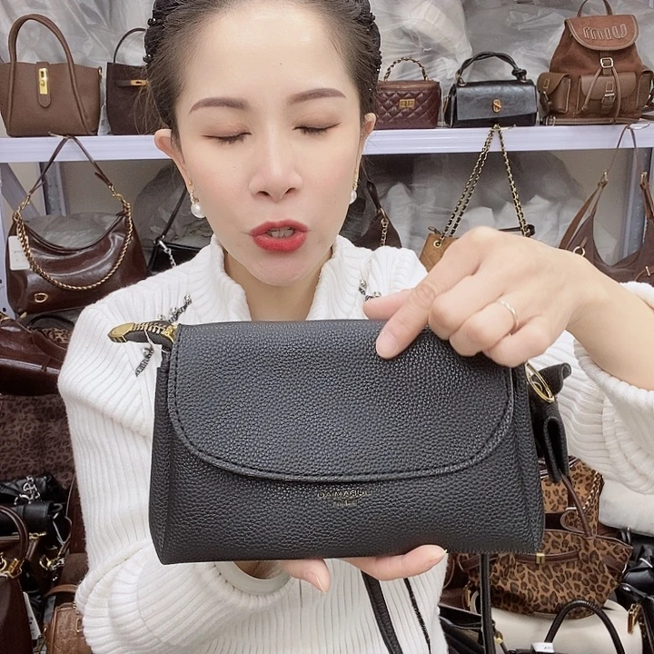 蚕丝小牛剖层皮革PU