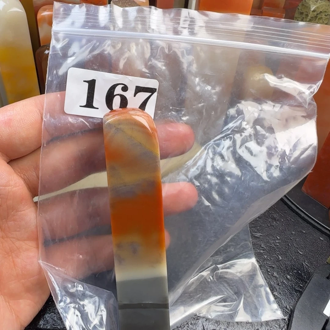 老挝石k****kuhkbknmbmnnnnkm