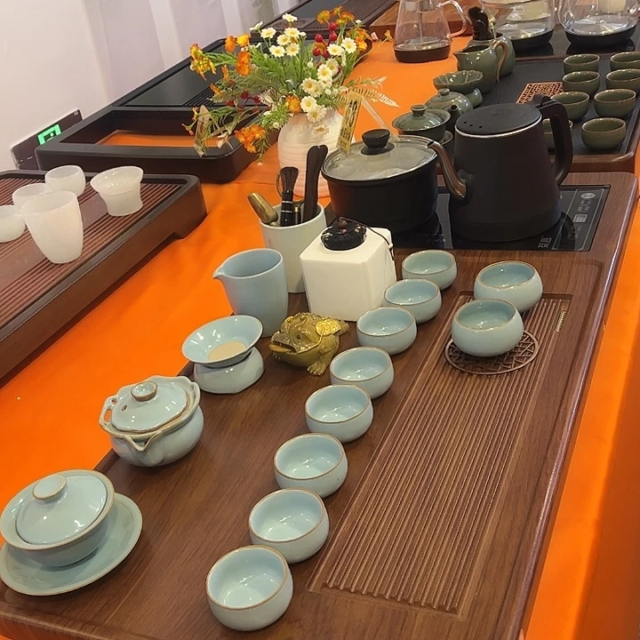 苏***兄茶盘茶是什么时候回来