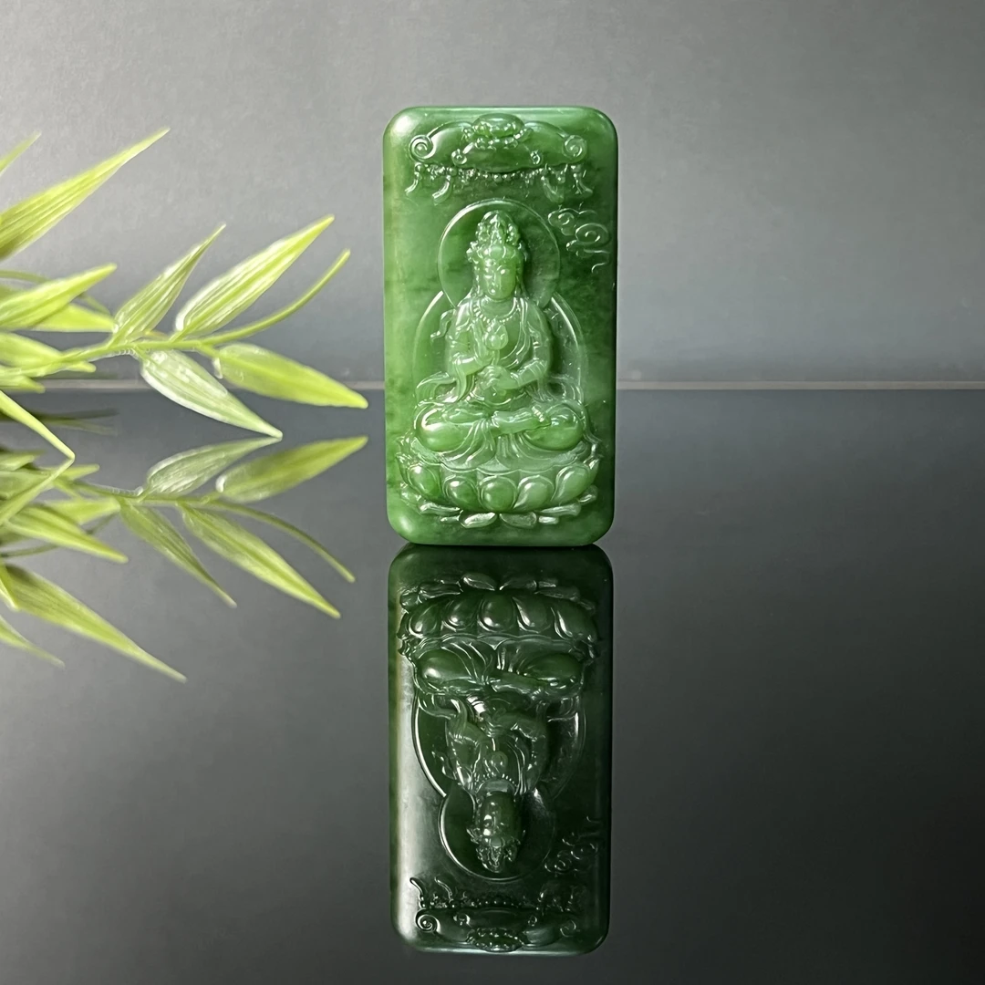 1124GC6661和田玉挂件