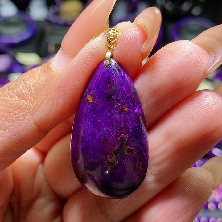 苏纪石（舒俱来）吊坠18K金镶嵌