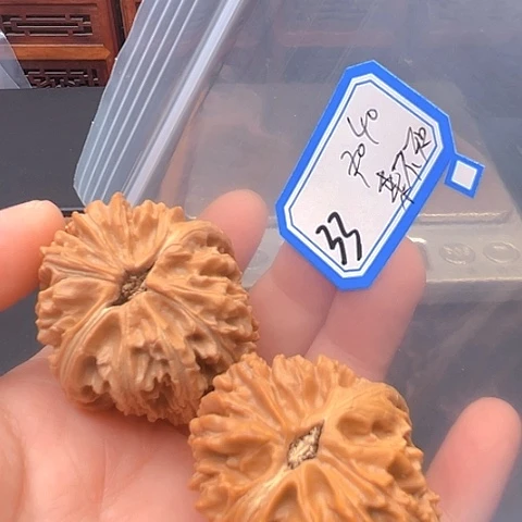 文玩核桃吊坠不**诶野生将军