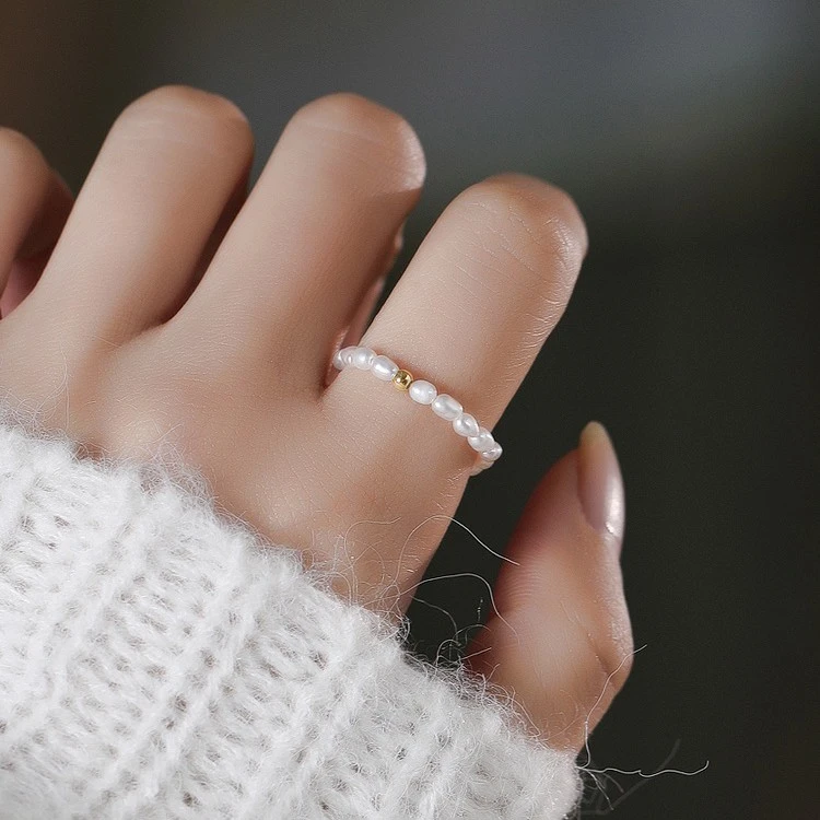 天然珍珠高级感法式小众简约弹力戒指女时尚百搭食指指环尾戒